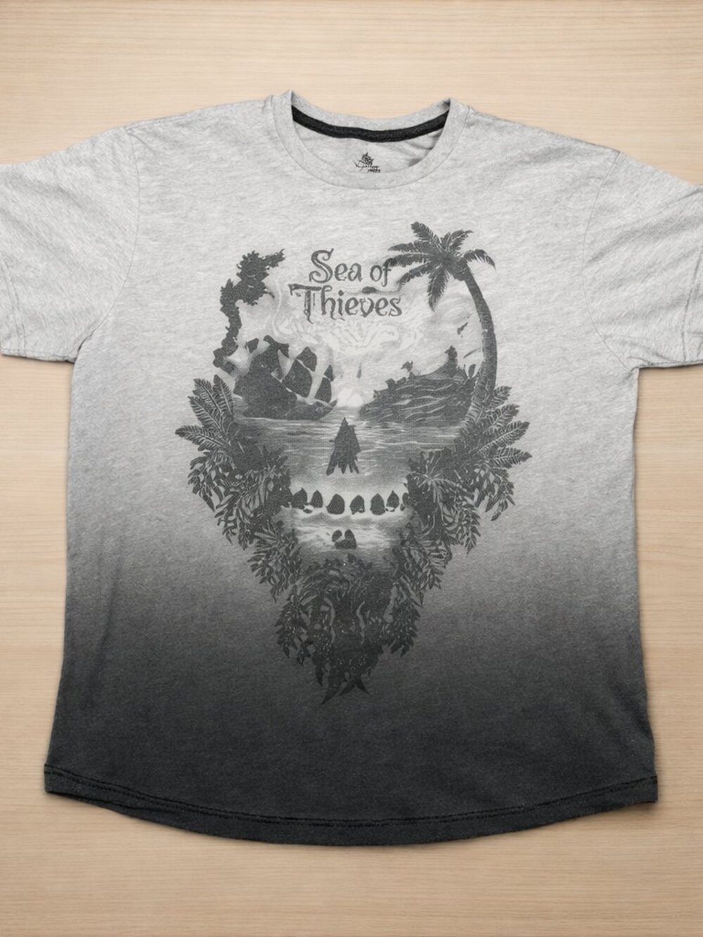 Vintage Disney Pirates of the Caribbean Shirt Dead Men Tell No Tales - Large